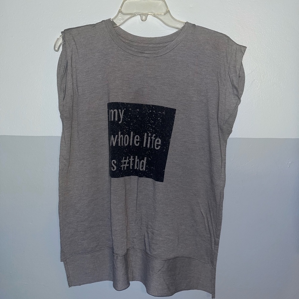 BCBG Sleeveless Boxy T-shirt